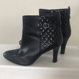 Brooks Brothers Quilted stiletto booties